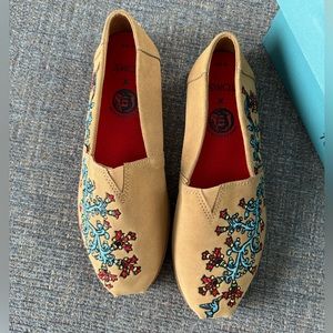 Toms Women's Brown Tan x Print Gonzalez Alpargatas
